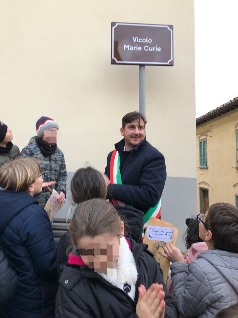 immagine Vicolo intitolato a Marie Curie Romola_4