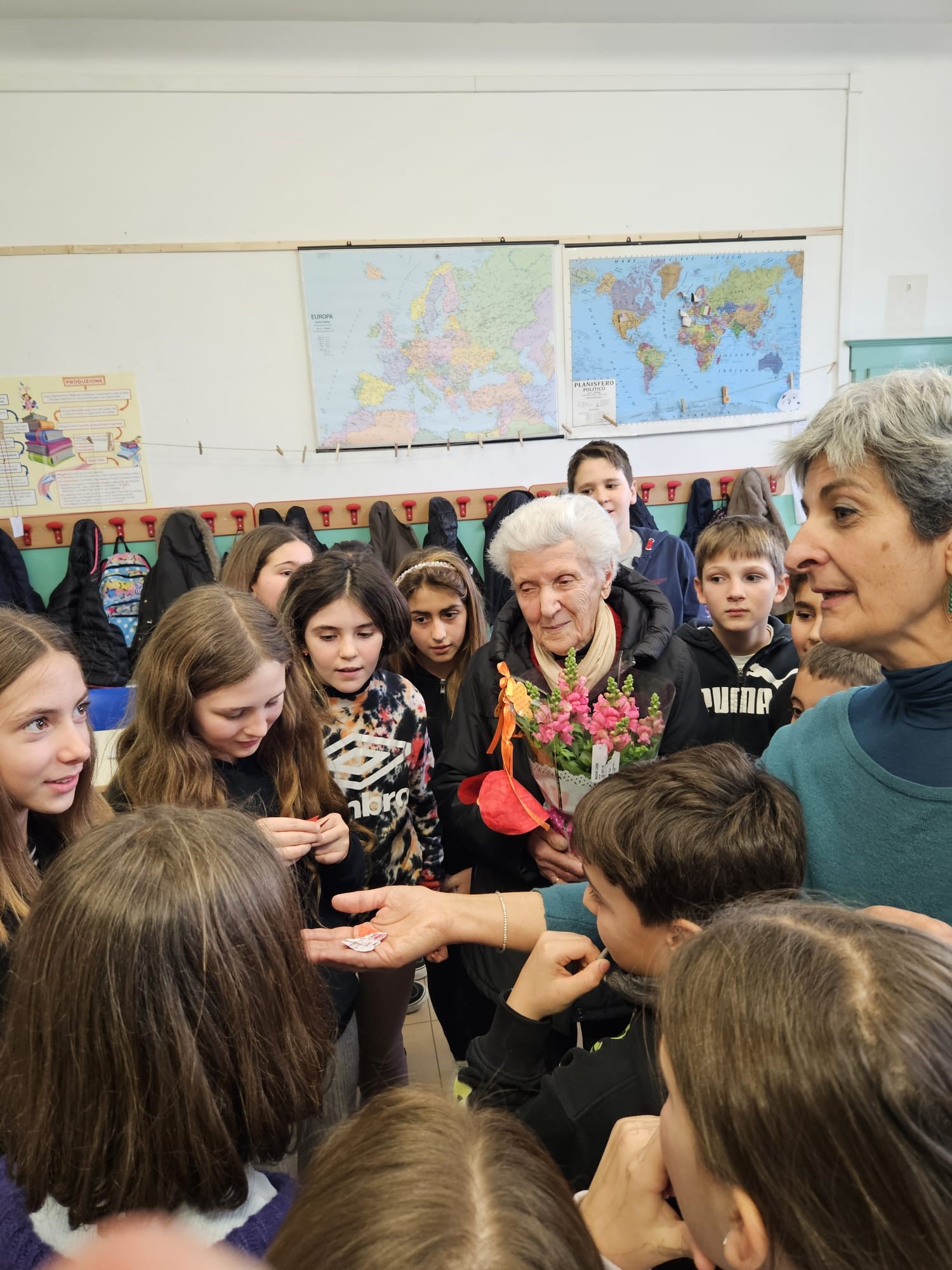 immagine Mirella Lotti a scuola_scuola primaria San Donato in Poggio_4